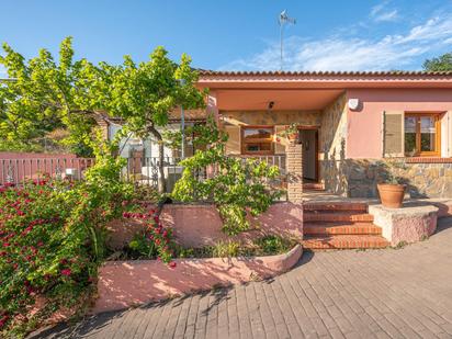 Vista exterior de Casa o xalet en venda en Coín amb Aire condicionat, Calefacció i Jardí privat