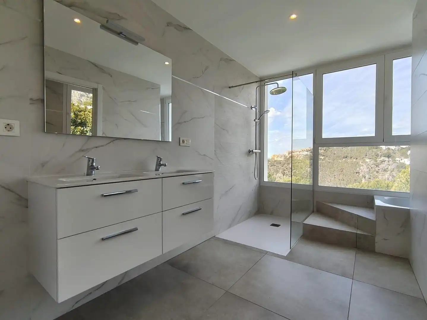 Bathroom of Houses for sale in Altea  with Air Conditioner, Heating and Private garden