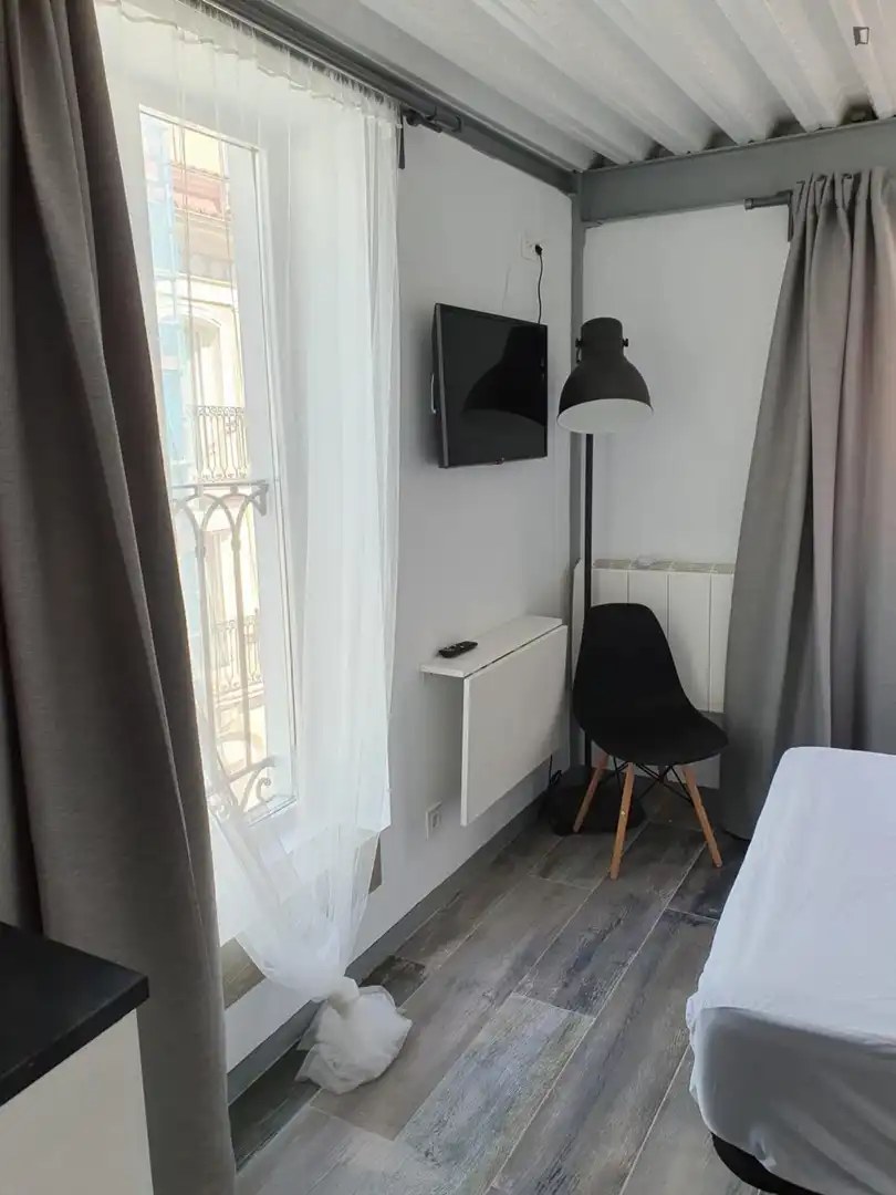 Study for rent in Casco Antiguo