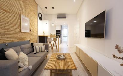 Living room of Flat to rent in  Valencia Capital  with Air Conditioner, Heating and Furnished