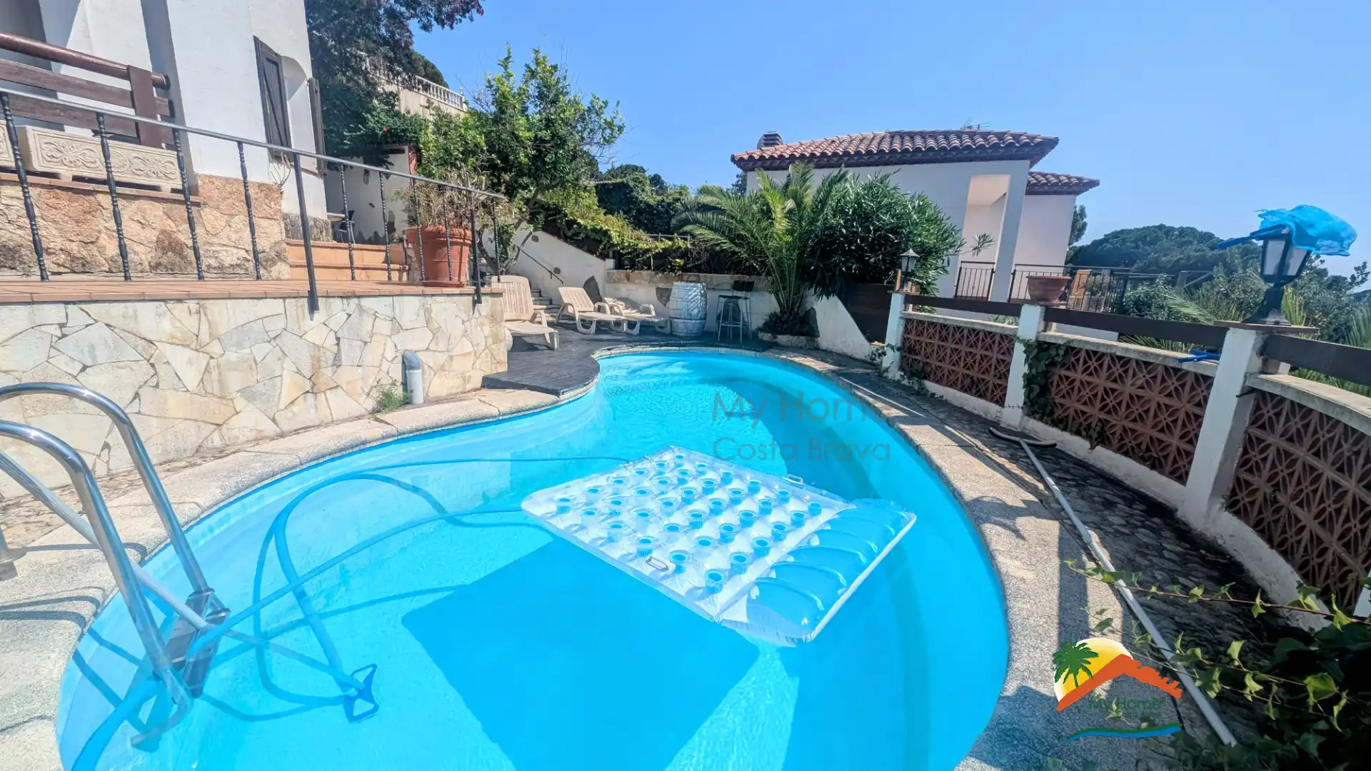 Piscina de Casa o chalet en venta en Lloret de Mar con Calefacción, Jardín privado y Parquet