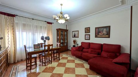Foto 3 de Planta baja en venta en Ernesto Halffter, La Zarzuela - San José - Belén, Linares