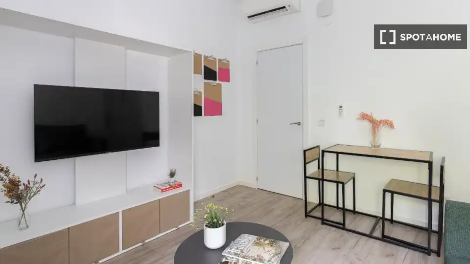 Sala d'estar de Pis de lloguer en Getafe amb Aire condicionat, Calefacció i Moblat