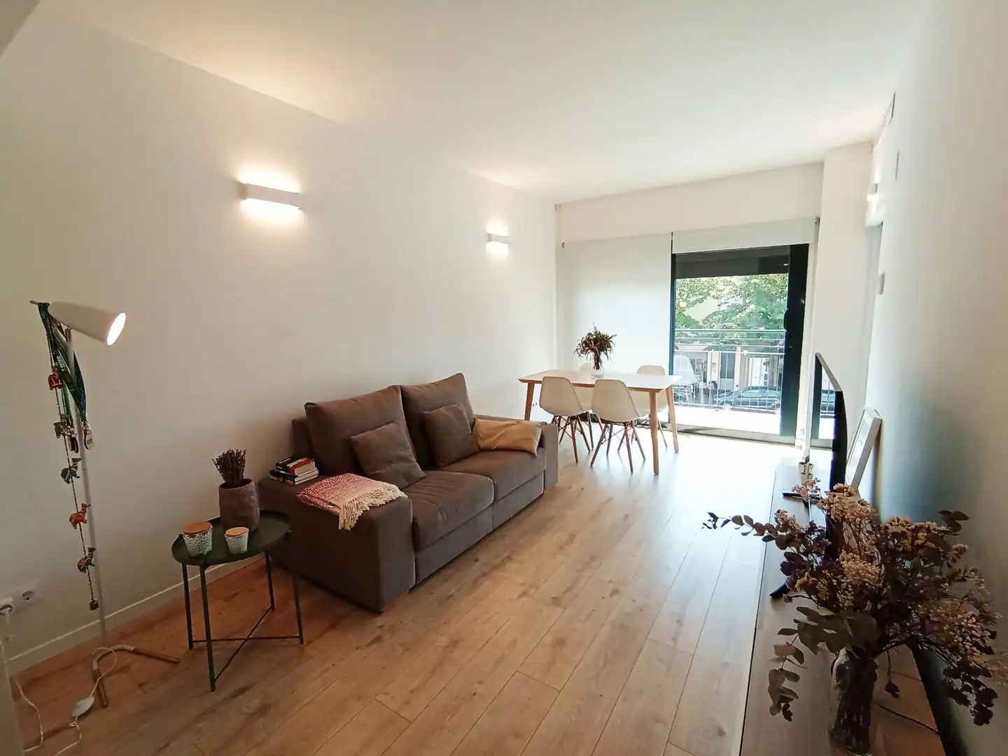 Living room of Flat for rent in Terrassa  with Air Conditioner, Heating and Terrace