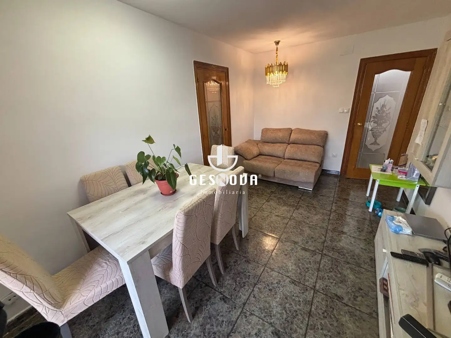 Sala de estar de Piso en venta en Sant Feliu de Llobregat con Aire acondicionado y Balcón