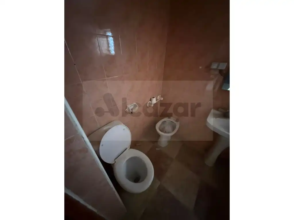Bathroom of Houses for sale in Alcalá de Guadaira