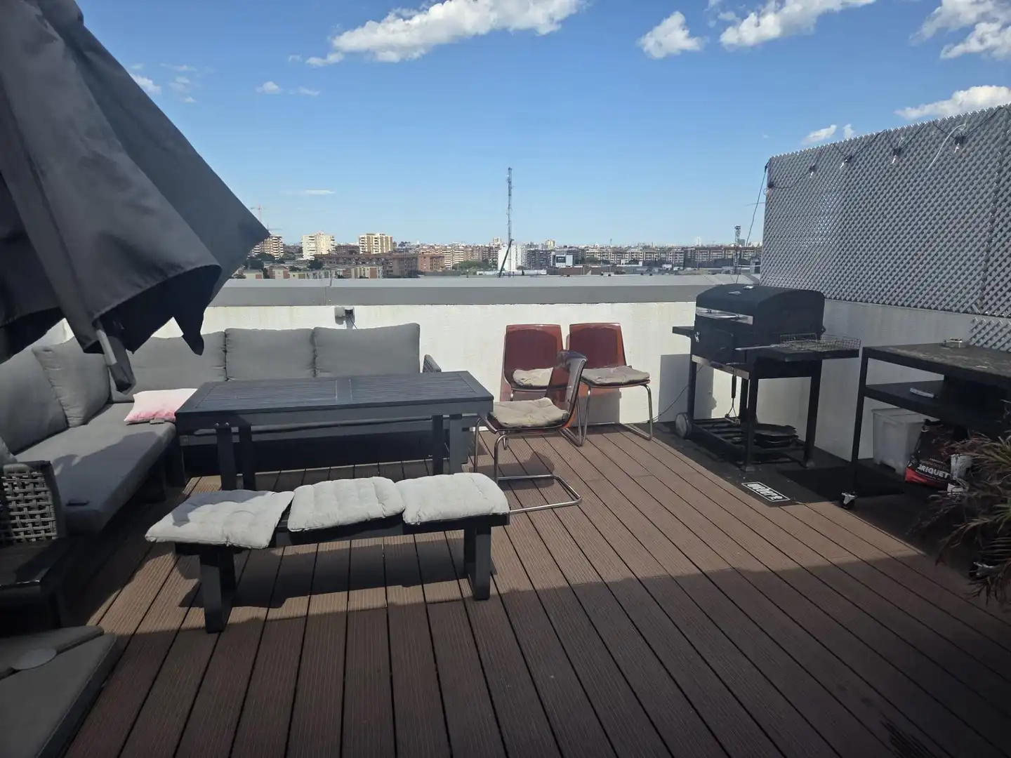 Terrasse von Dachboden zum Verkauf in Valencia mit Klimaanlage, Terrasse und Möbliert