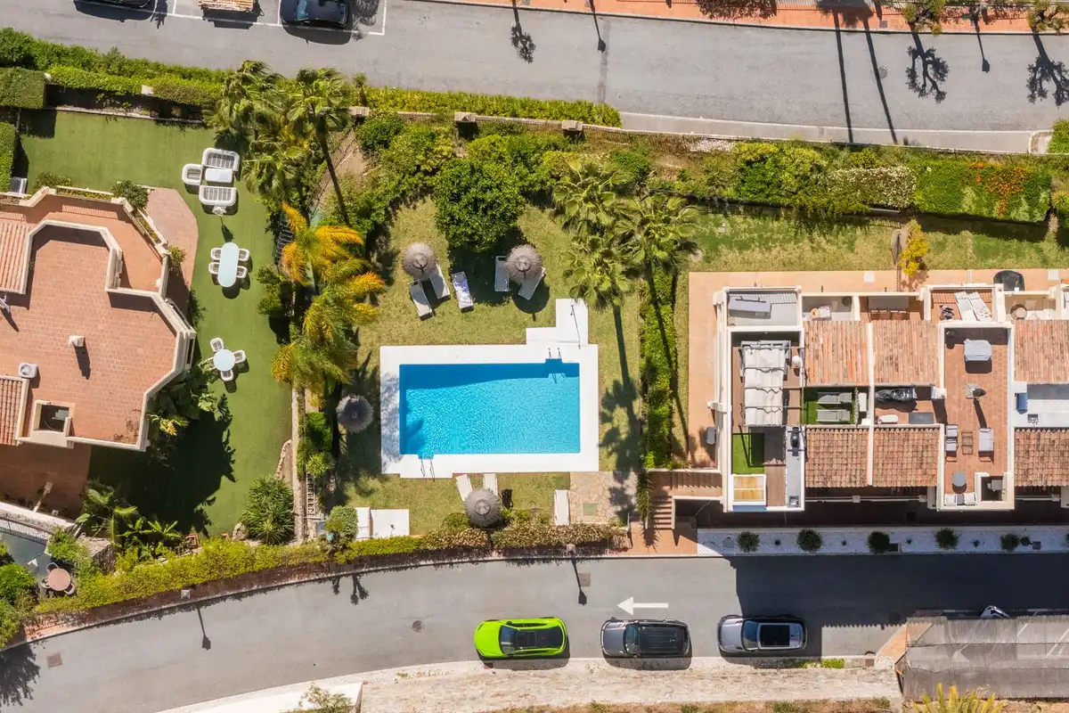 Adosado con piscina en venta en La Quinta, imagen 48