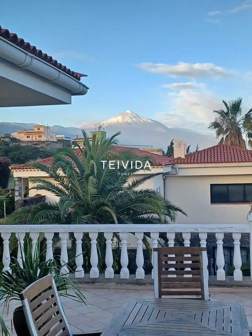 Terrace of Houses for sale in Tacoronte  with Air Conditioner, Terrace and Storage room