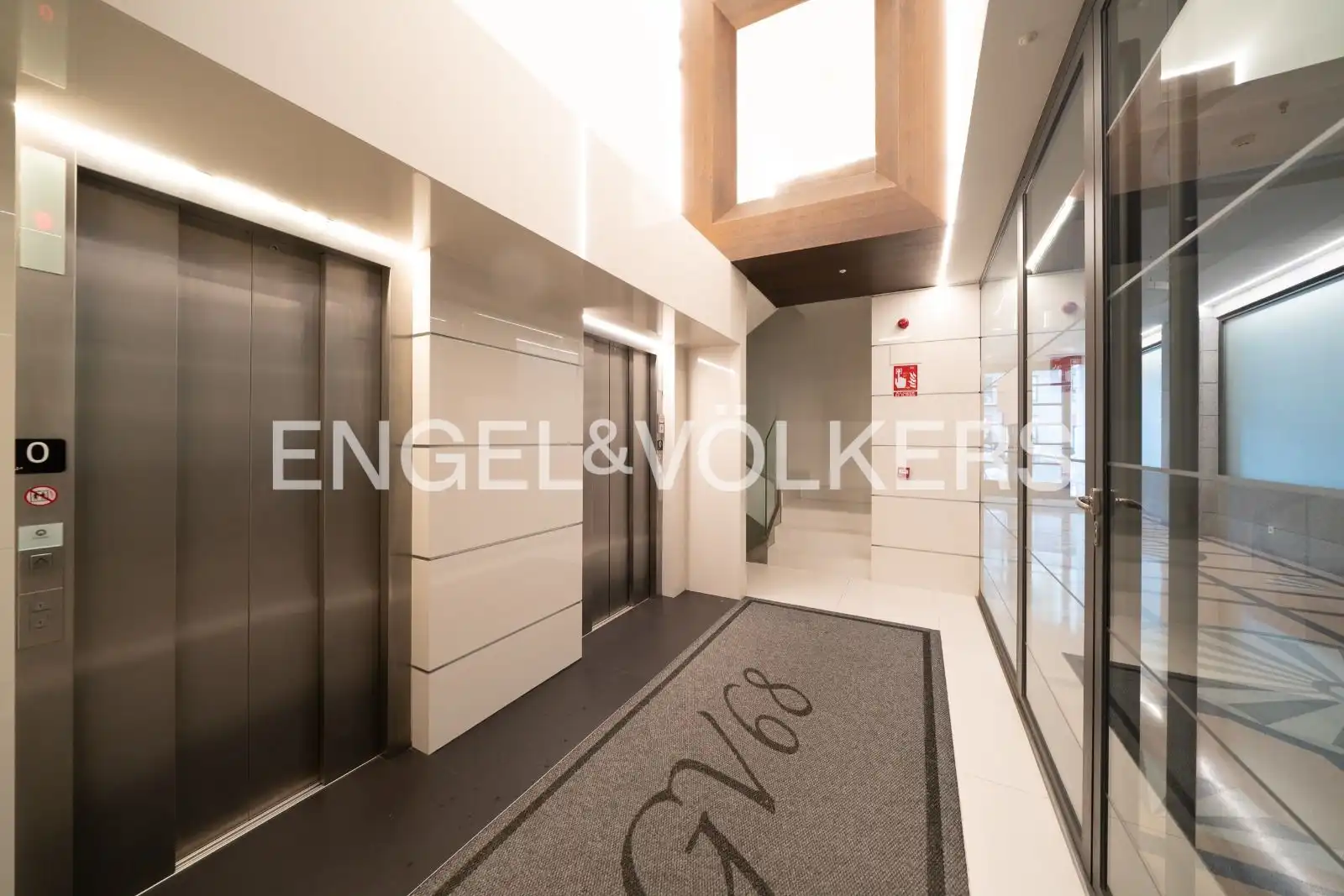 Flat for rent in Madrid  with Air Conditioner, Heating and Swimming Pool