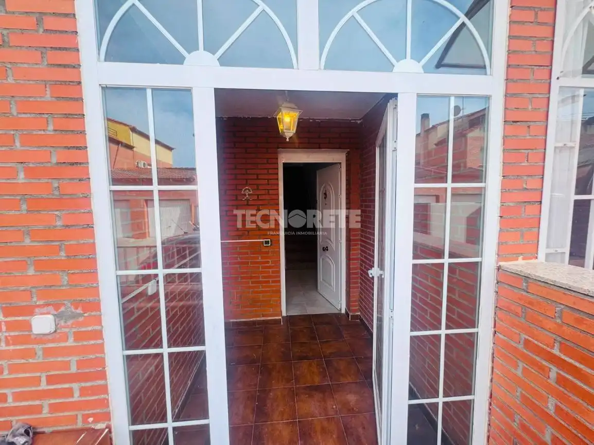 Casa adosada en venta en Magán