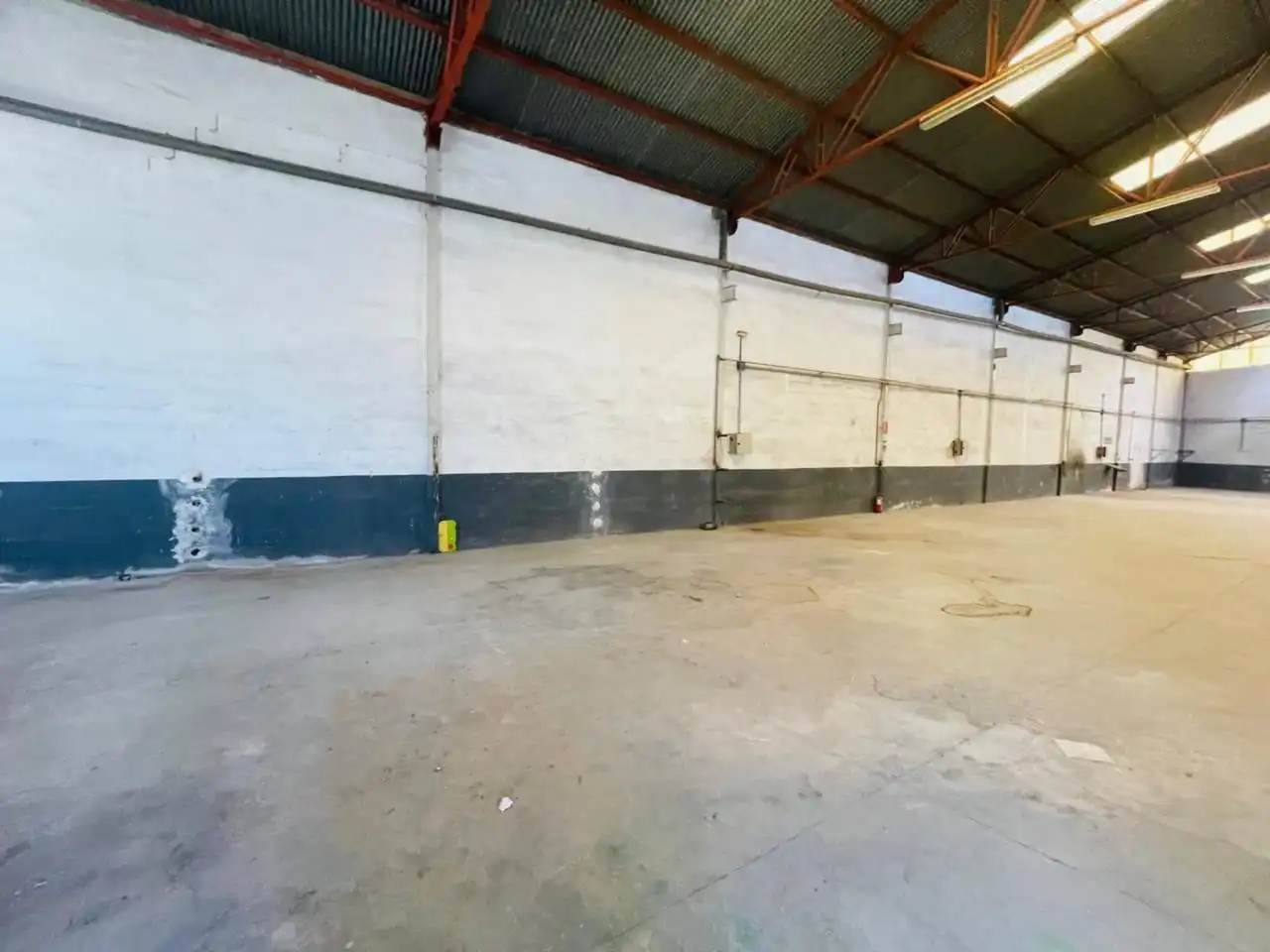 Nave industrial in vendita a Avenida Daniel Ayala, imagen 5