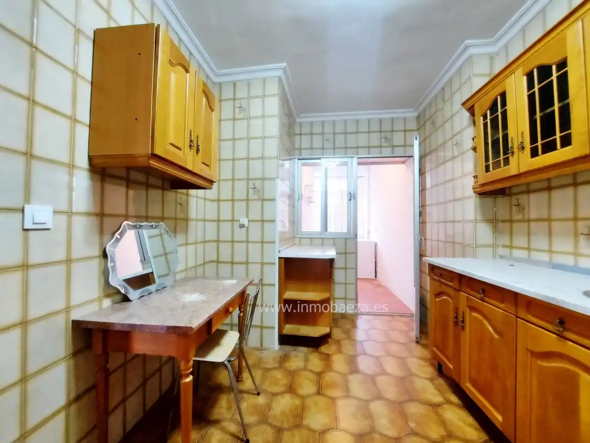 Küche von Wohnung zum Verkauf in Baeza mit Heizung und Terrasse
