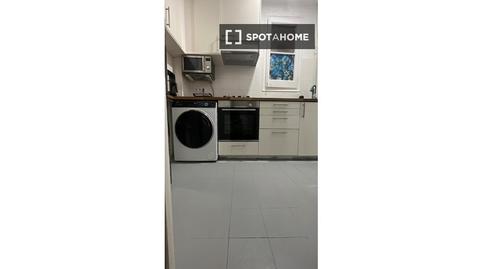 Foto 4 de Pis per a compartir a La Nova Esquerra de l'Eixample, Barcelona