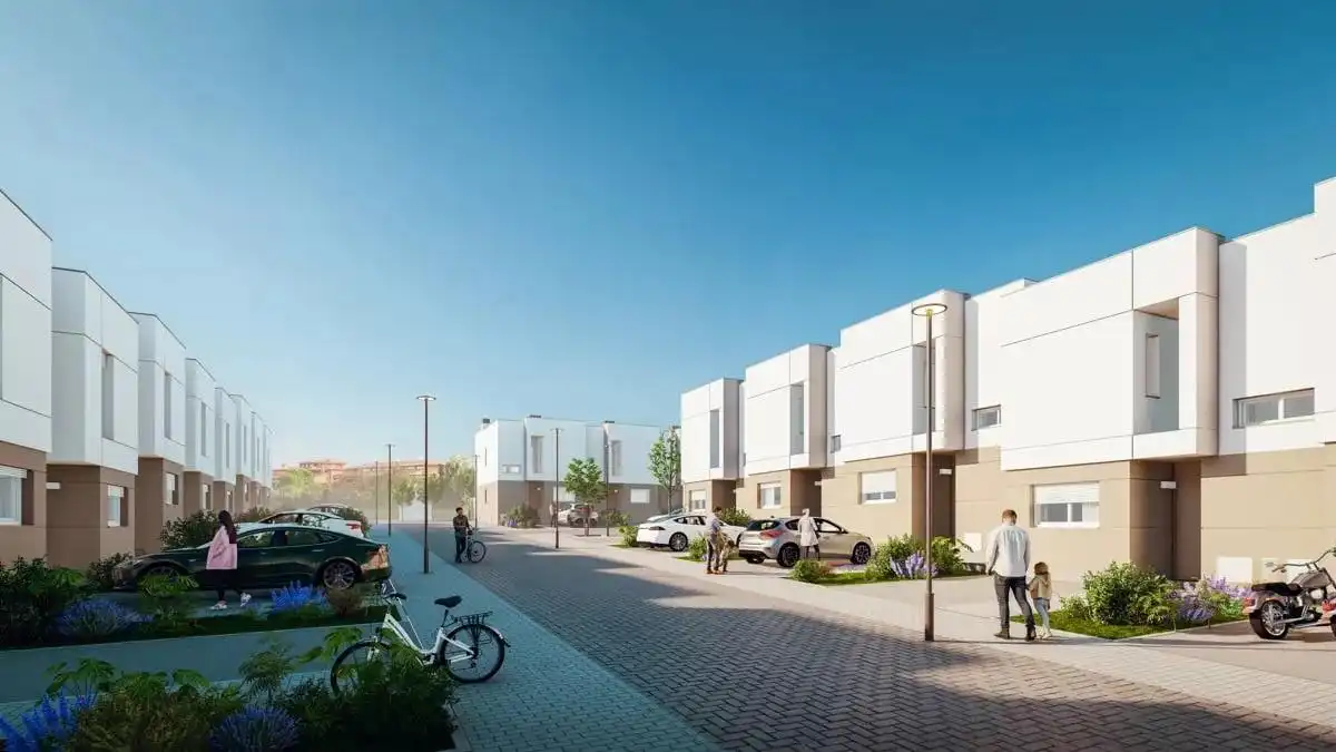 Vista exterior de Casa adosada en venda en Guillena amb Jardí privat, Terrassa i Piscina comunitària