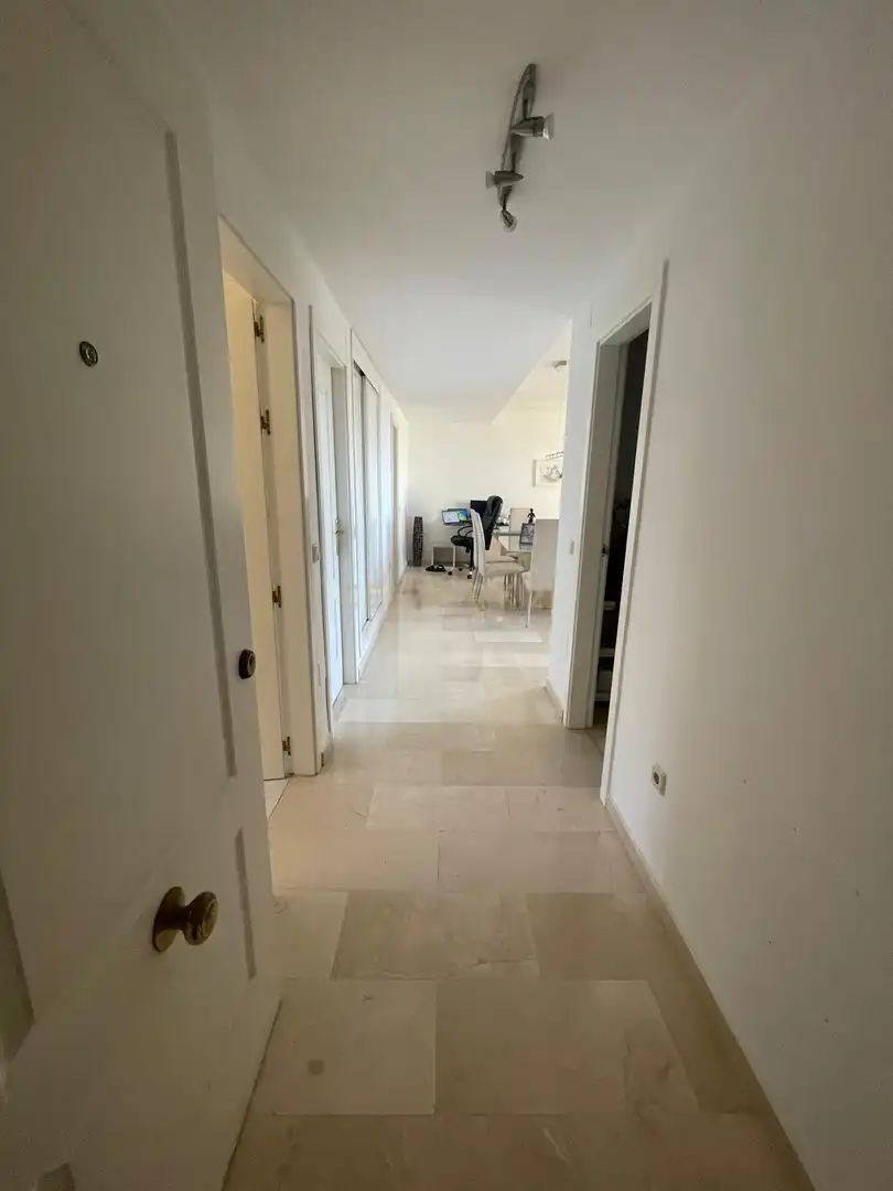 Apartament amb terrassa en venda a AR DOÑA MARIA-SUR 3(I) CONJUNTO LAS AMAPOLASBENALMADENA (MÁLAGA) bloque 6, imagen 3