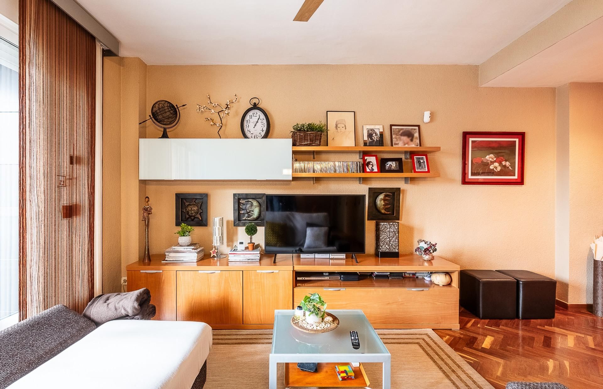 Living room of Flat for sale in Collado Villalba  with Heating, Private garden and Community pool