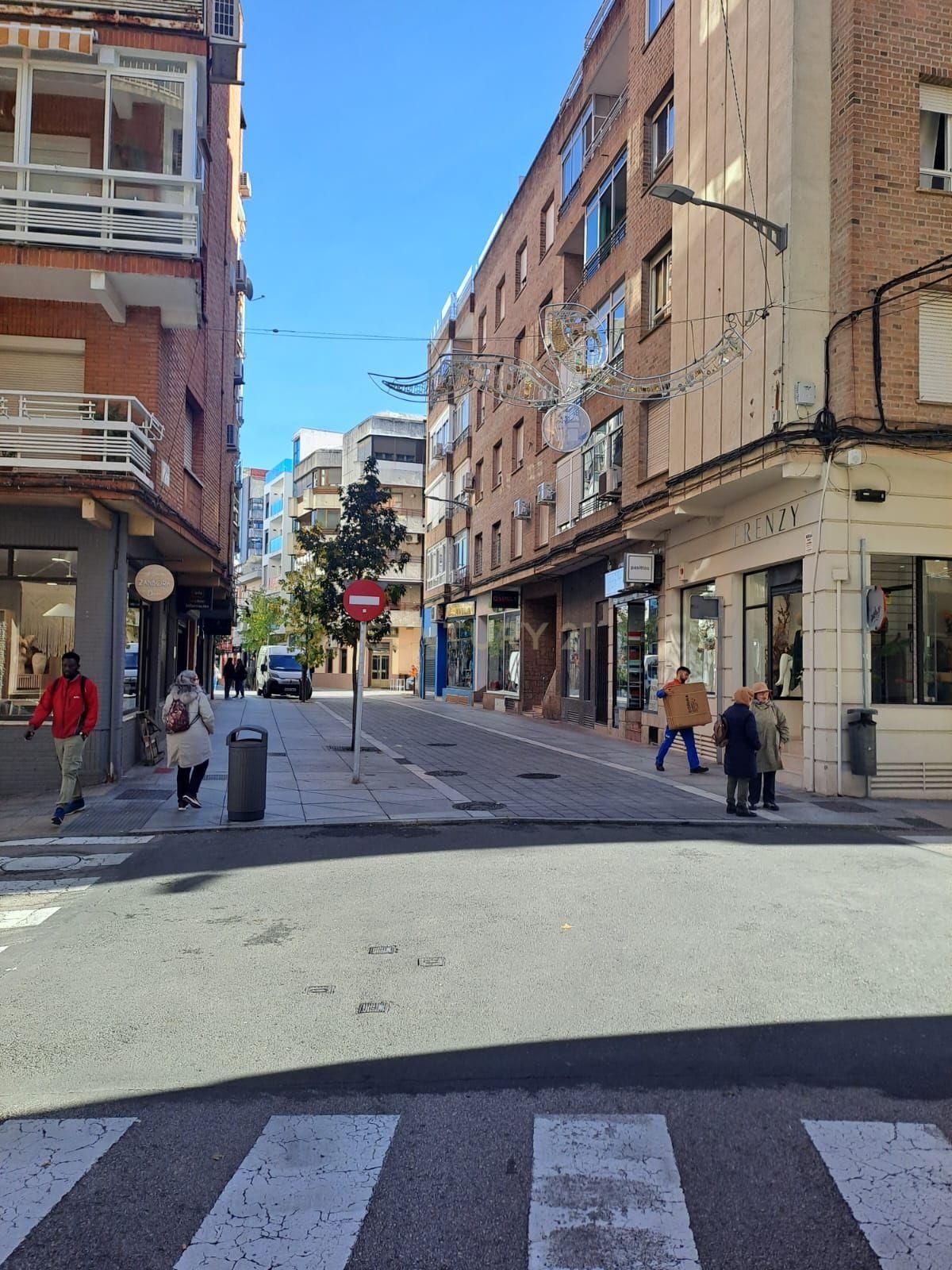 Local de lloguer a GOMEZ BECERRA, 18, Centro