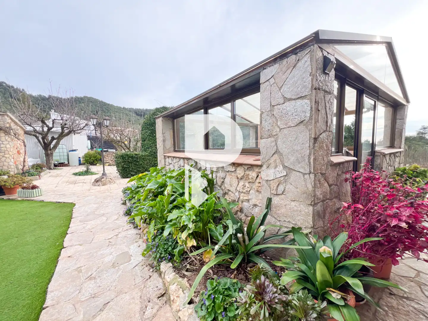 Jardí de Casa o xalet en venda en Vallirana amb Aire condicionat, Calefacció i Jardí privat