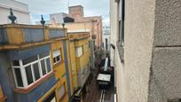 Vista exterior de Pis en venda en La Línea de la Concepción amb Terrassa