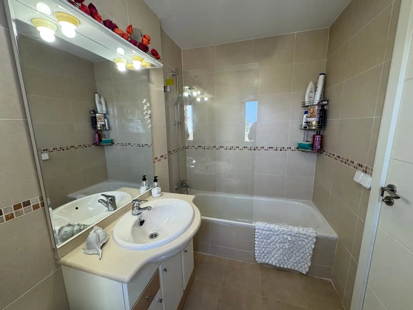 Baño de Dúplex en venta en San Jorge / Sant Jordi con Aire acondicionado, Terraza y Trastero