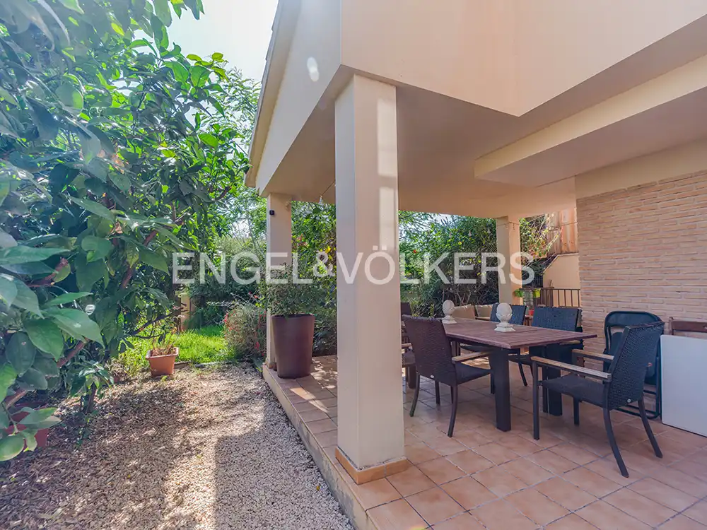 Terraza de Casa adosada en venta en Mutxamel con Aire acondicionado, Calefacción y Jardín privado