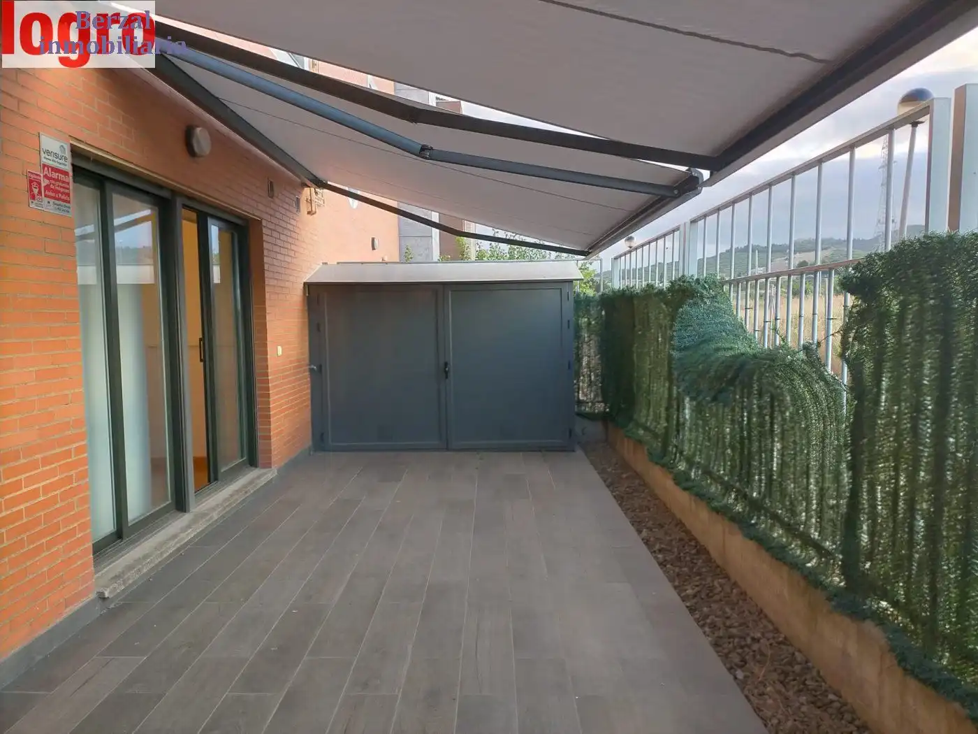 Local en venta en Calle CALLE GUADALQUIVIR, Lardero