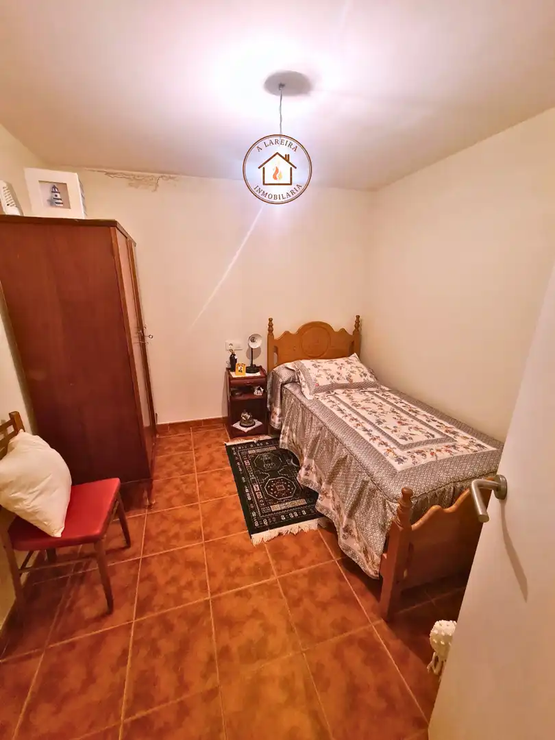 Habitación de Casa adosada en venta en Lobios con Terraza, Trastero y Amueblado