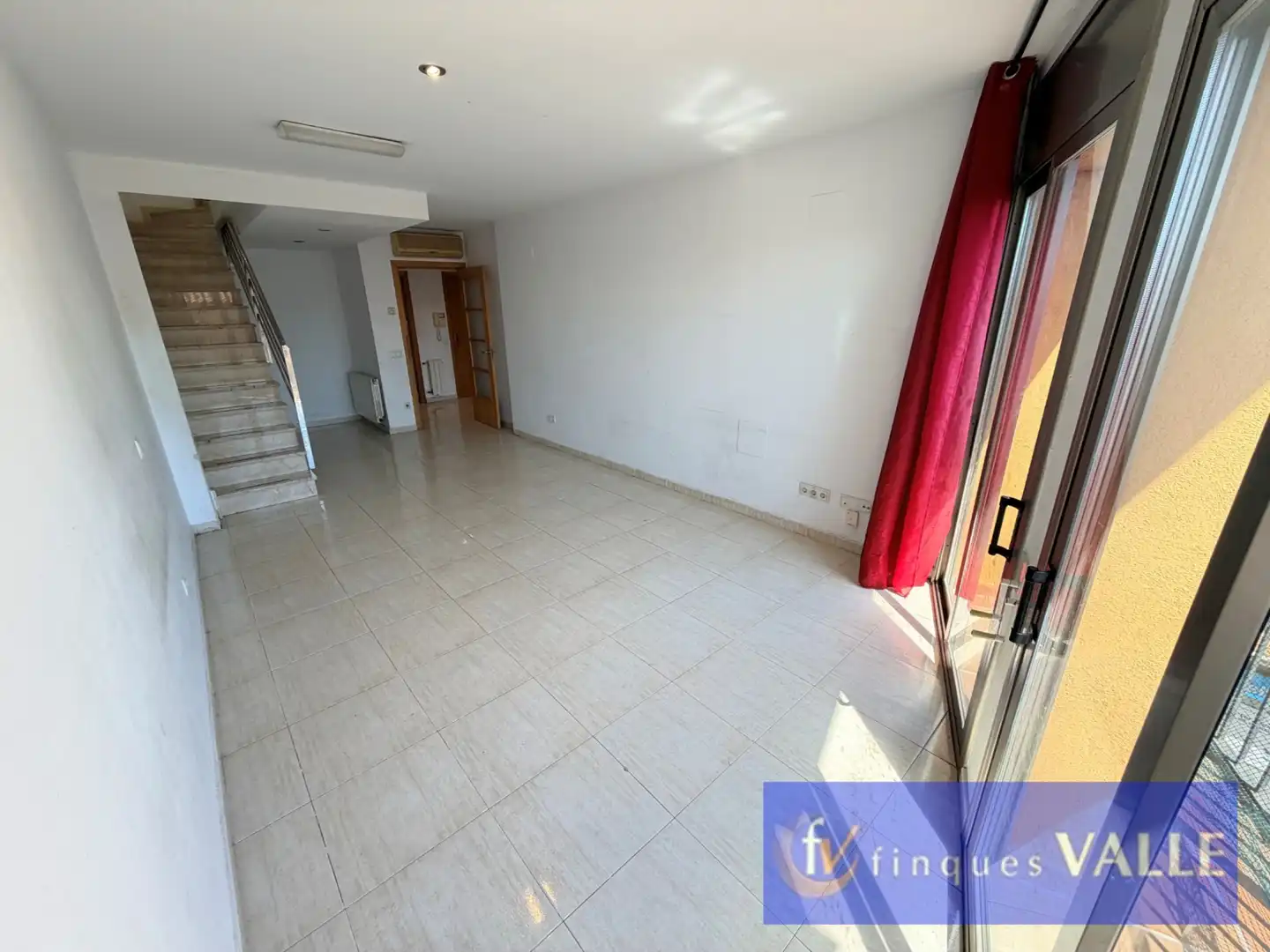 Maisonette zum Verkauf in Tordera mit Klimaanlage, Heizung und Terrasse