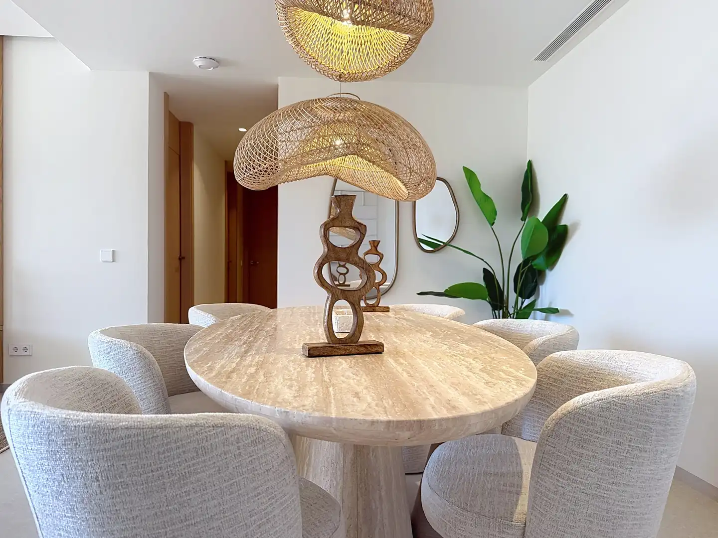 Dining room of Apartments for sale in Benahavís  with Air Conditioner, Terrace and Storage room
