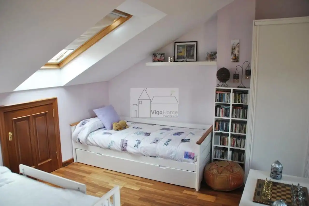 Bedroom of Houses for sale in Cangas   with Heating, Private garden and Terrace