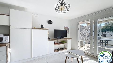 Photo 4 of Flat for sale in Carrer Poblat Típic-plaça Església, 19, Moxó - Sant Mori, Empuriabrava
