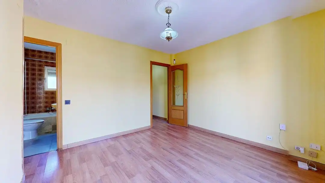 Habitación de Piso en venta en Madrid con Aire acondicionado, Calefacción y Terraza