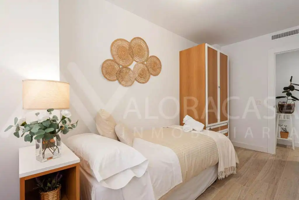 Bedroom of Flat for sale in Málaga  with Air Conditioner, Heating and Furnished