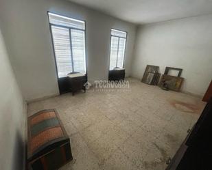 Casa adosada en venda en Antequera amb Terrassa