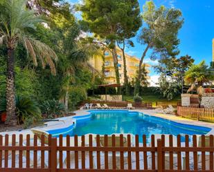 Piscina de Casa o xalet en venda en Salou amb Aire condicionat, Calefacció i Jardí privat