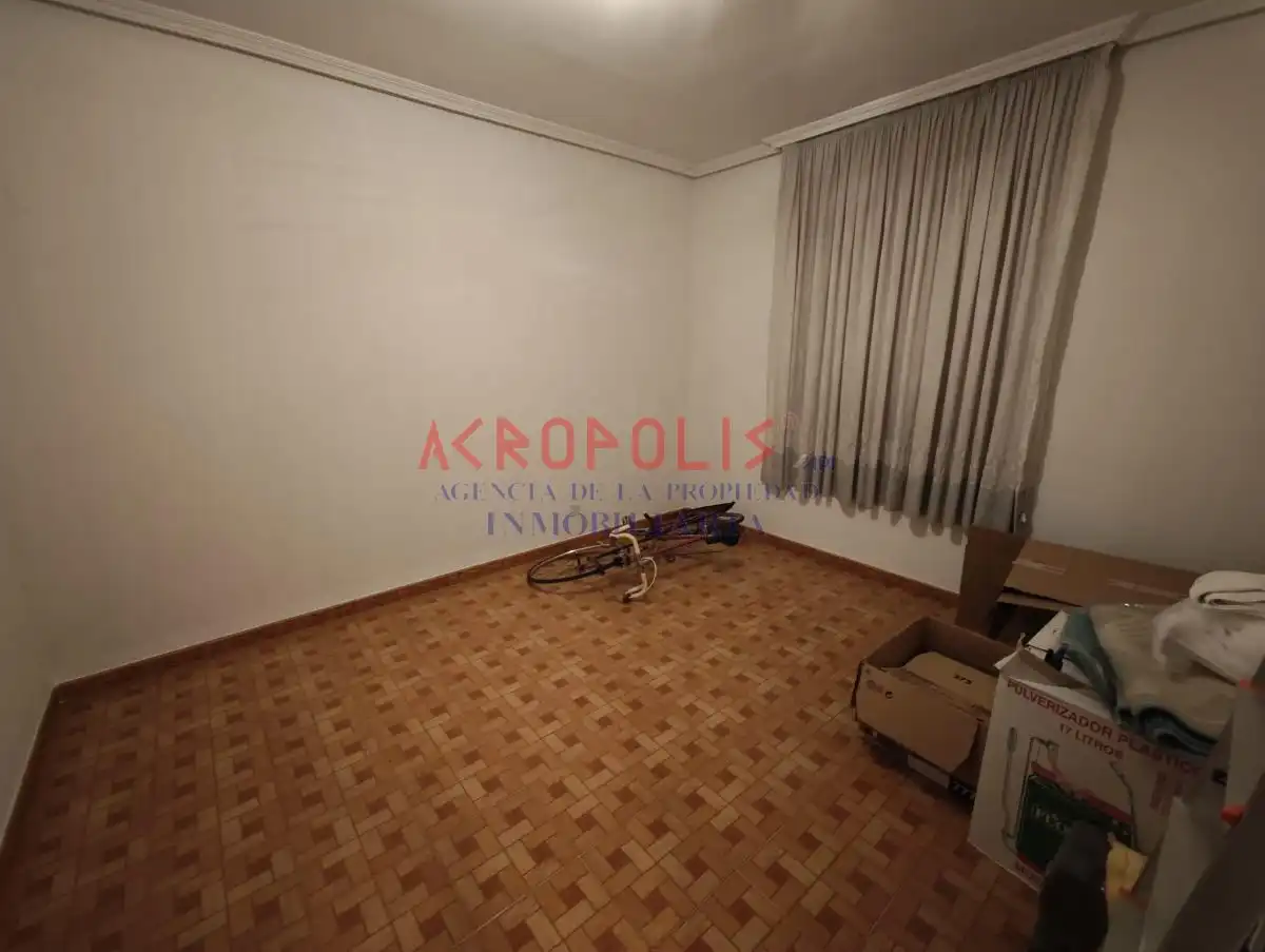 Bedroom of Houses for sale in Maire de Castroponce, Zamora