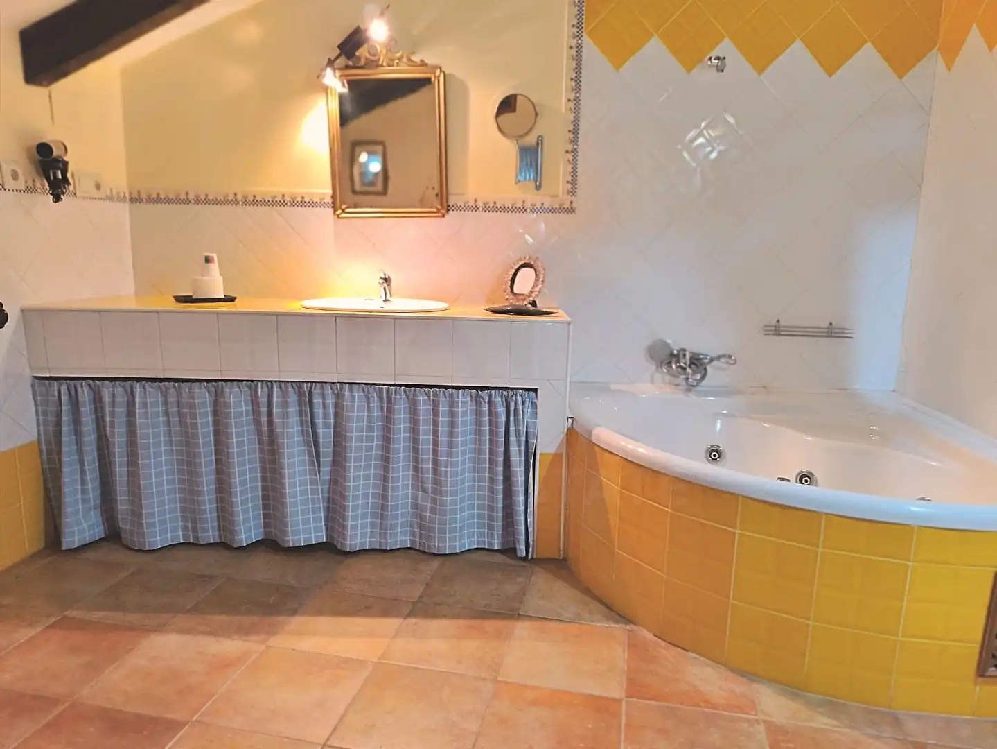 Baño de Finca rústica en venta en Medinaceli con Calefacción y Terraza