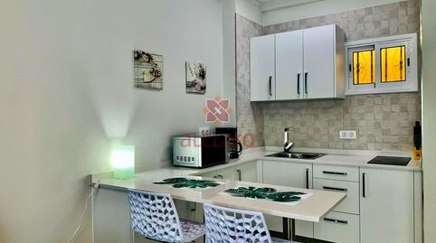 Foto 2 de Piso en venta en Juan Carlos I, Los Cristianos, Arona