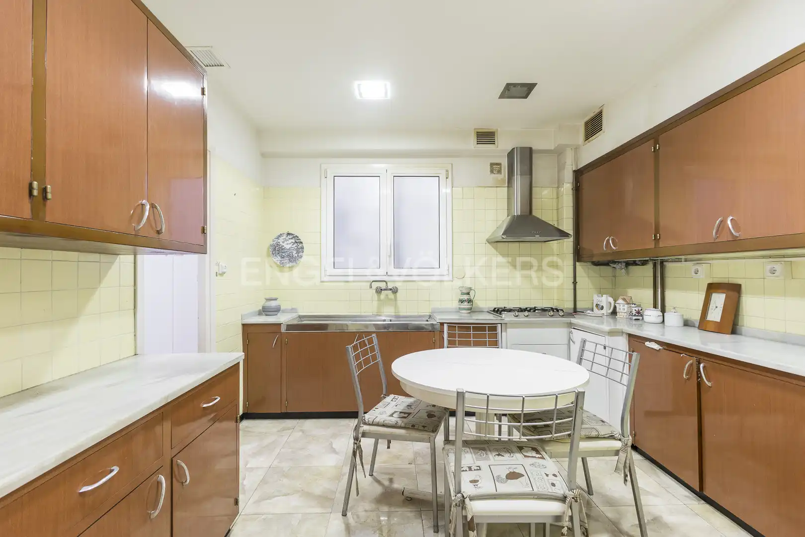 Kitchen of Flat for sale in Barcelona  with Heating, Parquet flooring and Furnished