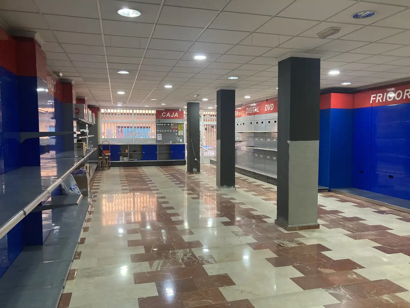 Local comercial en venda a Carrer el Salvador 21, imagen 9