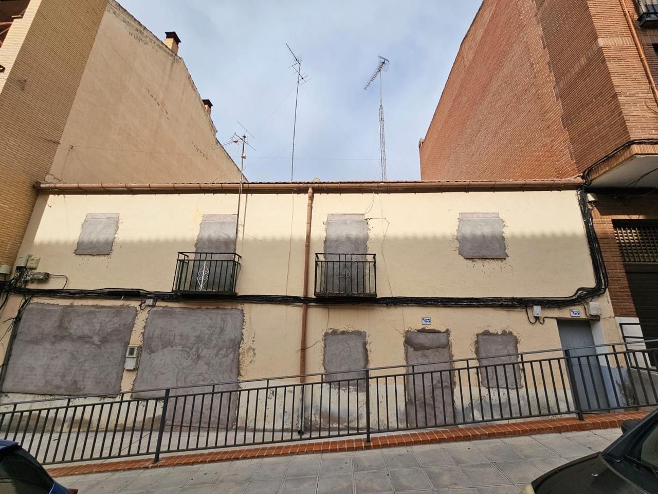 Exterior view of House or chalet for sale in  Toledo Capital  with Storage room