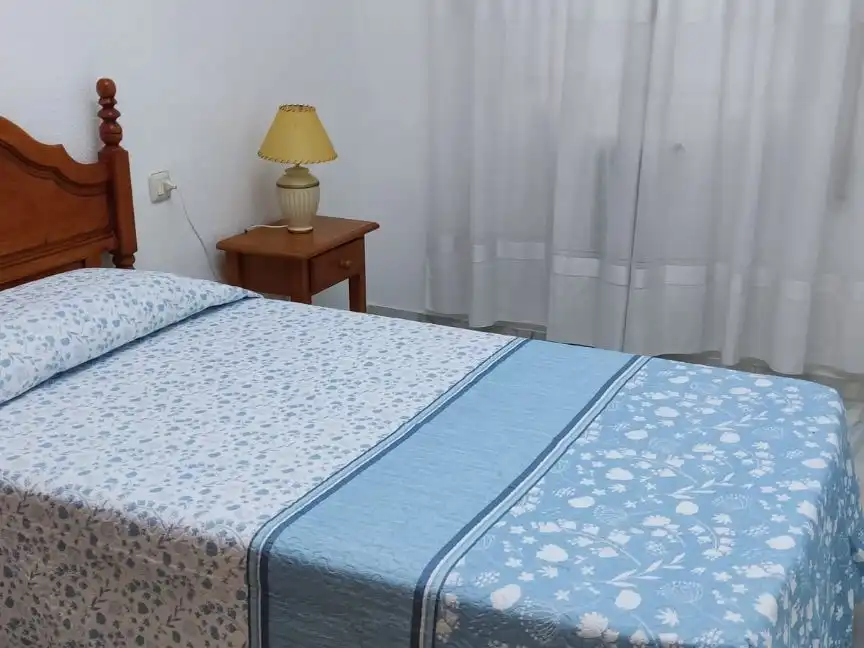 Dormitori de Pis de lloguer en Puertollano amb Calefacció, Terrassa i Moblat