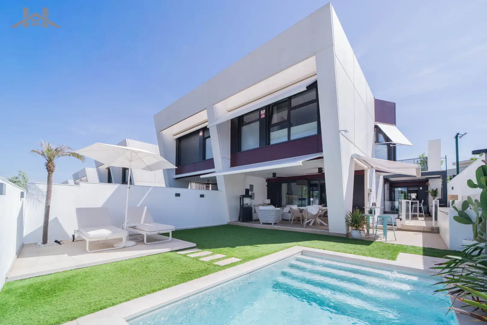 Exterior view of Houses for sale in Boadilla del Monte  with Heating, Private garden and Parquet flooring