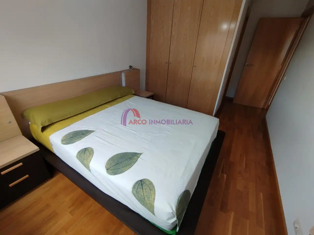 Dormitori de Pis en venda en Burgos amb Calefacció, Parquet i Traster