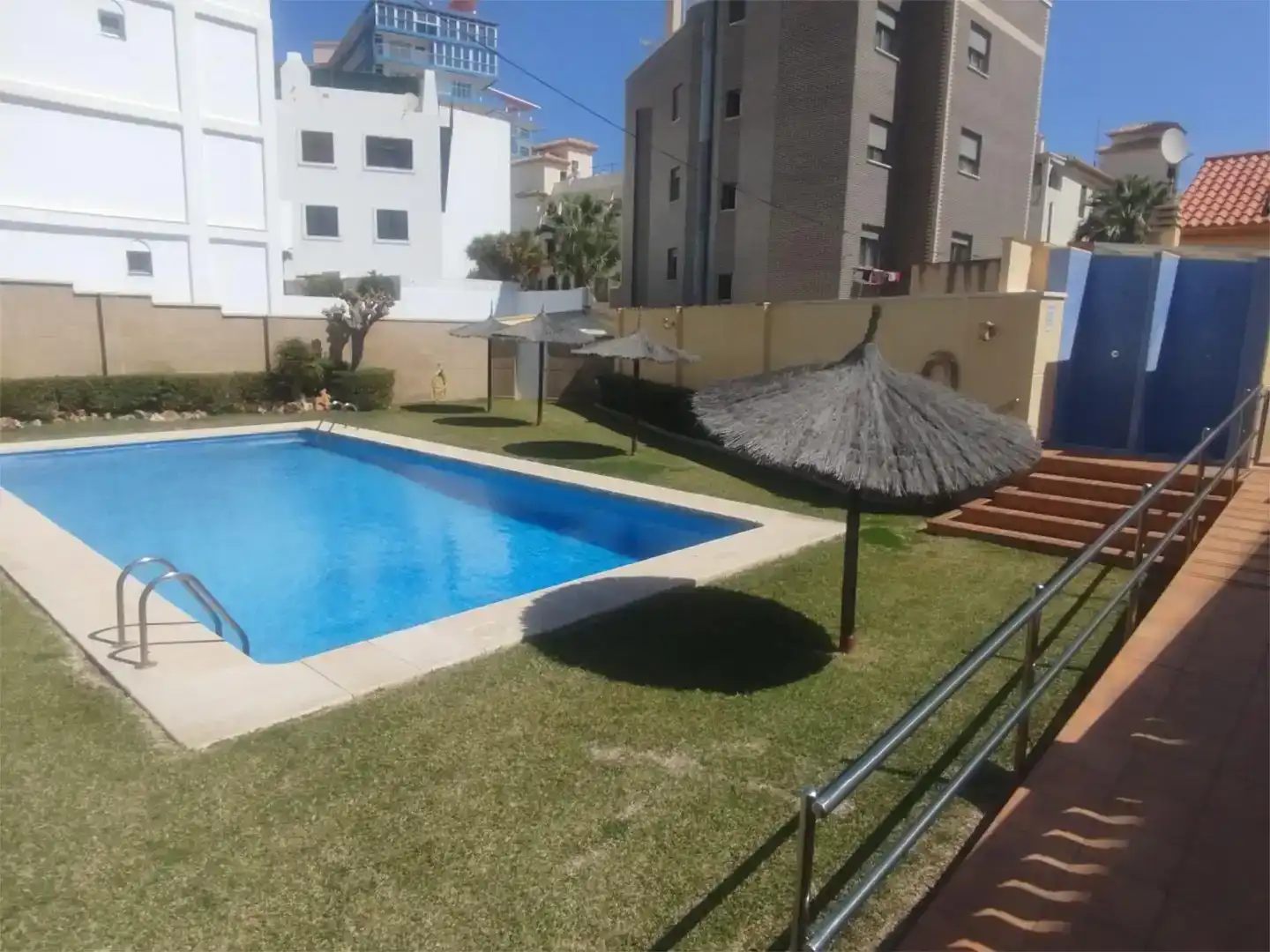 Piscina de Pis en venda en El Campello amb Aire condicionat, Piscina i Moblat