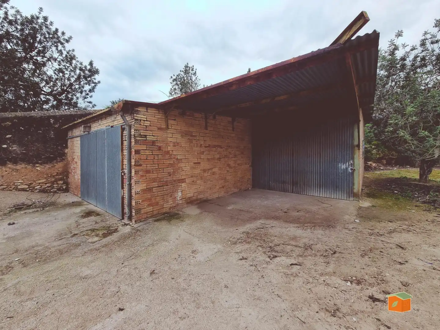 Gewerbefläche zum Verkauf in Jesús - Els Reguers