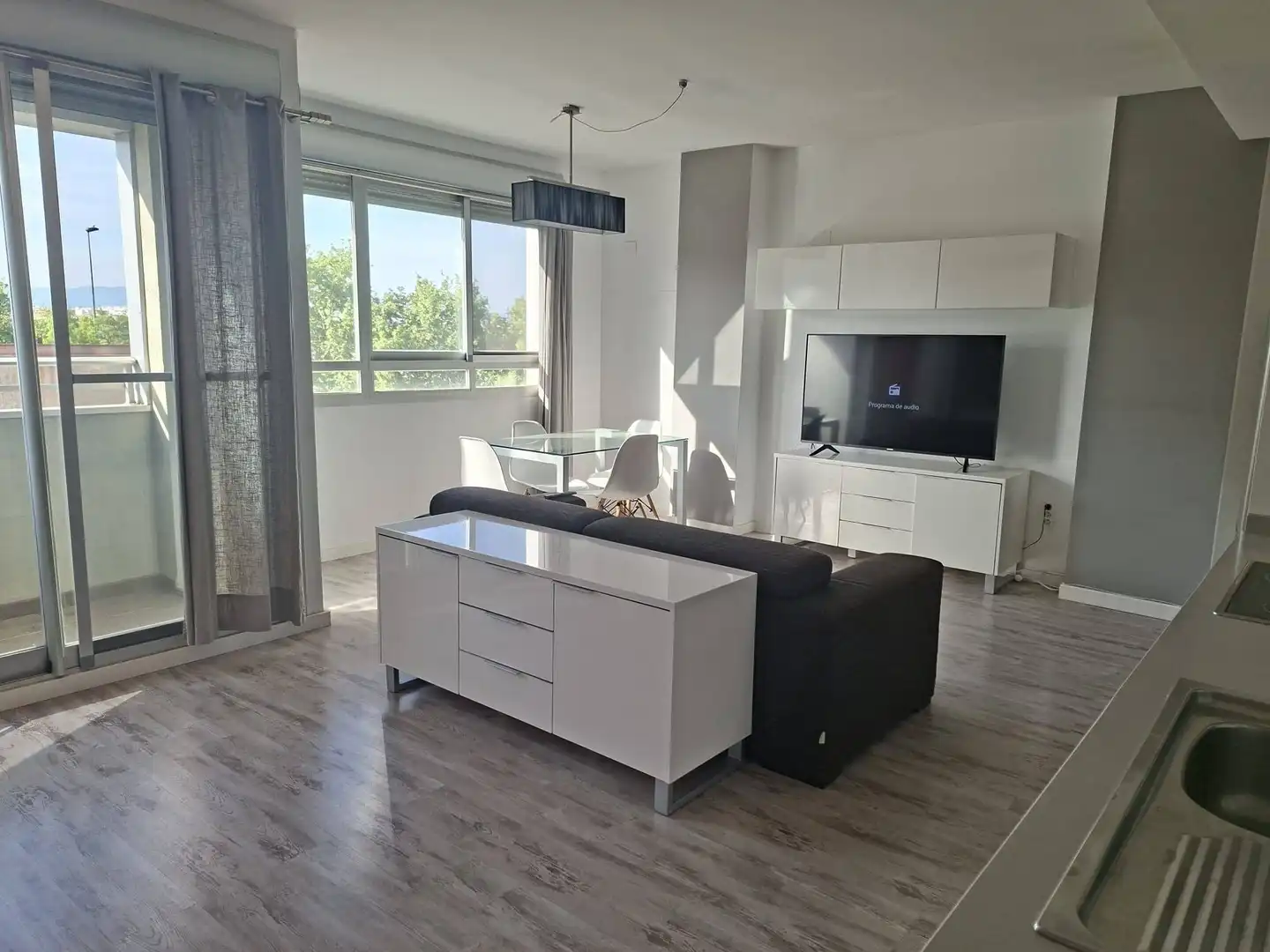 Living room of Lofts for sale in Valencia  with Air Conditioner, Furnished and Balcony