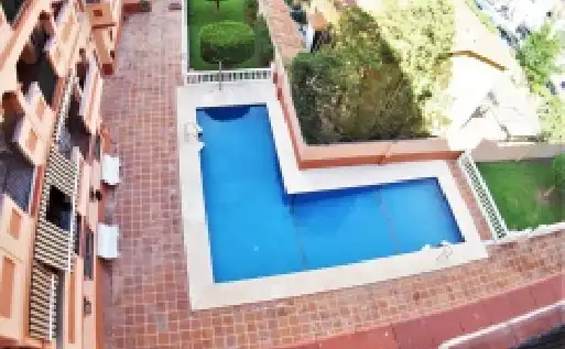 Piscina de Pis en venda en Fuengirola amb Aire condicionat, Terrassa i Piscina comunitària