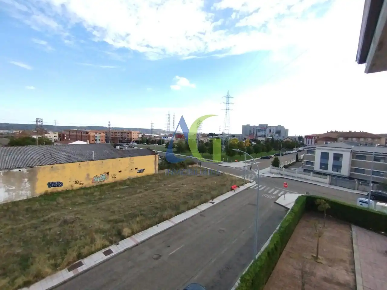 Vista exterior de Pis en venda en Villaquilambre, León